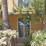 Hotel Mimi